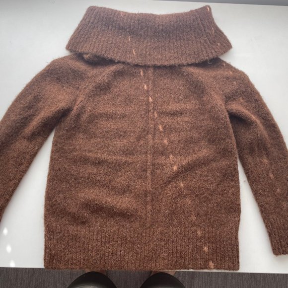 2 NWT Banana Republic Wool Sweaters - Picture 3 of 9